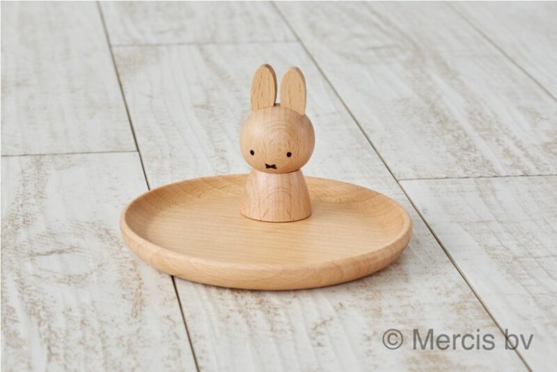 miffy_accesory_stand_image1